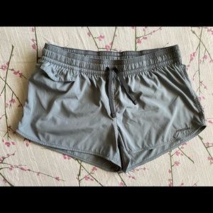Patagonia shorts size 8